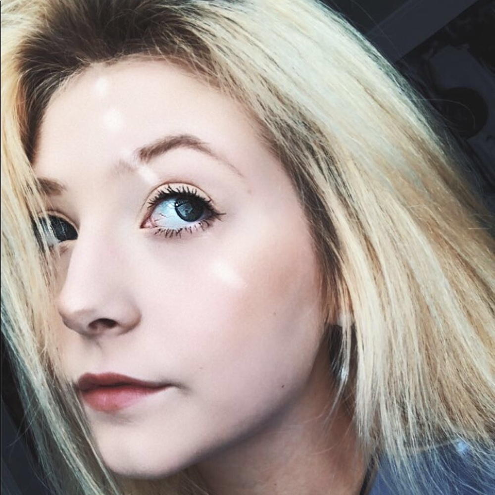 Meet your Posher, Ashton